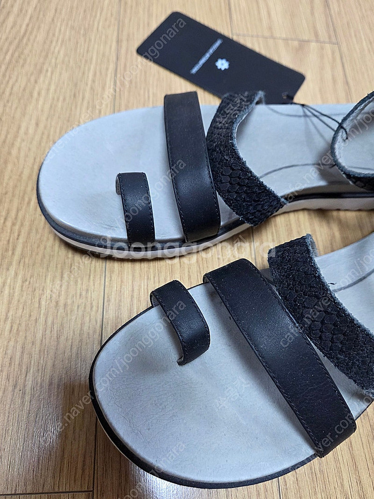 어그 UGG 신발 샌들 플립플랍 블랙 250-255--3