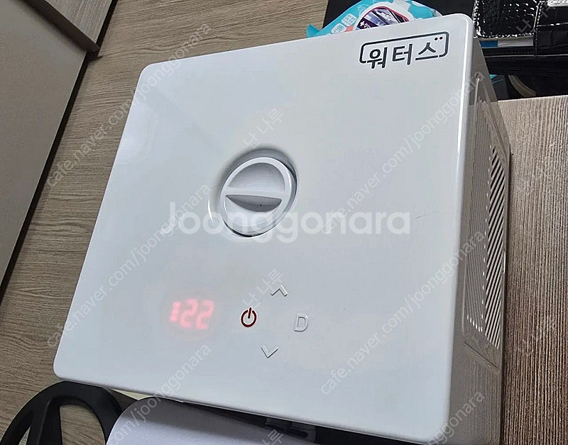 고장난 엘지 워터스 냉온수기 본체나 매트 구합니다.--0