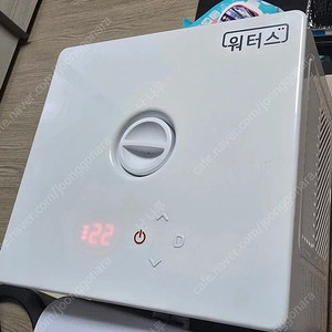 고장난 엘지 워터스 냉온수기 본체나 매트 구합니다.