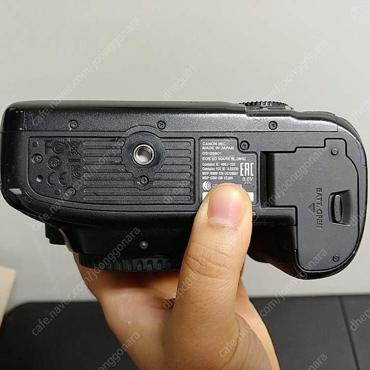 캐논 EOS 5D Mark4 셔터,미러등 교체한 제품 판매합니다. 이미지