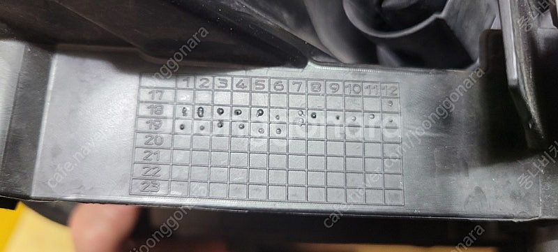 도요타 아발론 헤드라이트 운전석 8핀--8