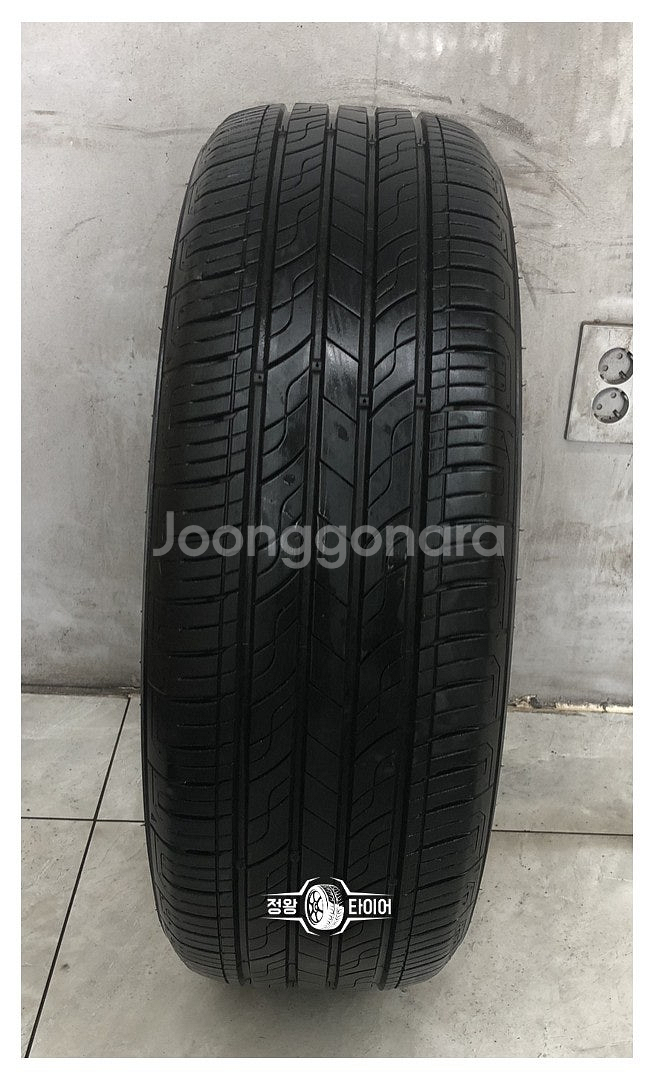 중고타이어 금호타이어 솔루스 TA21 215/60R16...--0