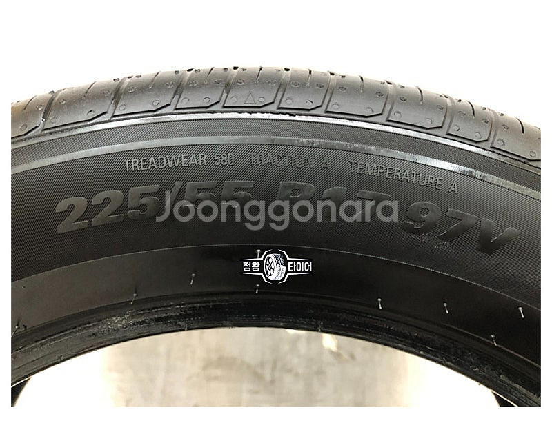 중고타이어 금호타이어 솔루스 TA51 225/55R17...--4