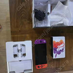 닌텐도 스위치 OLED 바이올렛 에디션 팔아요