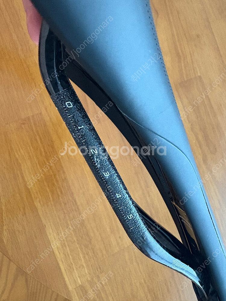 에스웍스 투페 143 안장--2