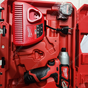 밀워키 M12 BID-202C 임팩세트팝니다
