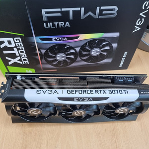 에브가 rtx3070ti FTW3 울트라 (22년제조)