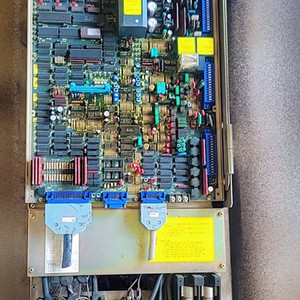 화낙 FANUCA06B-6044-H106 AC Spindle Servo Unit 스핀들 서보