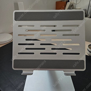 노트북,태블릿 거치대 - 스틸소재,높이조절가능