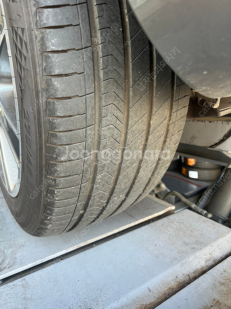 벤츠 w222 s350 18인치 순정휠타이어--5