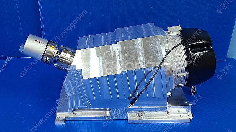 Leybold Turbovac i Hexa 1 Vacu...--0