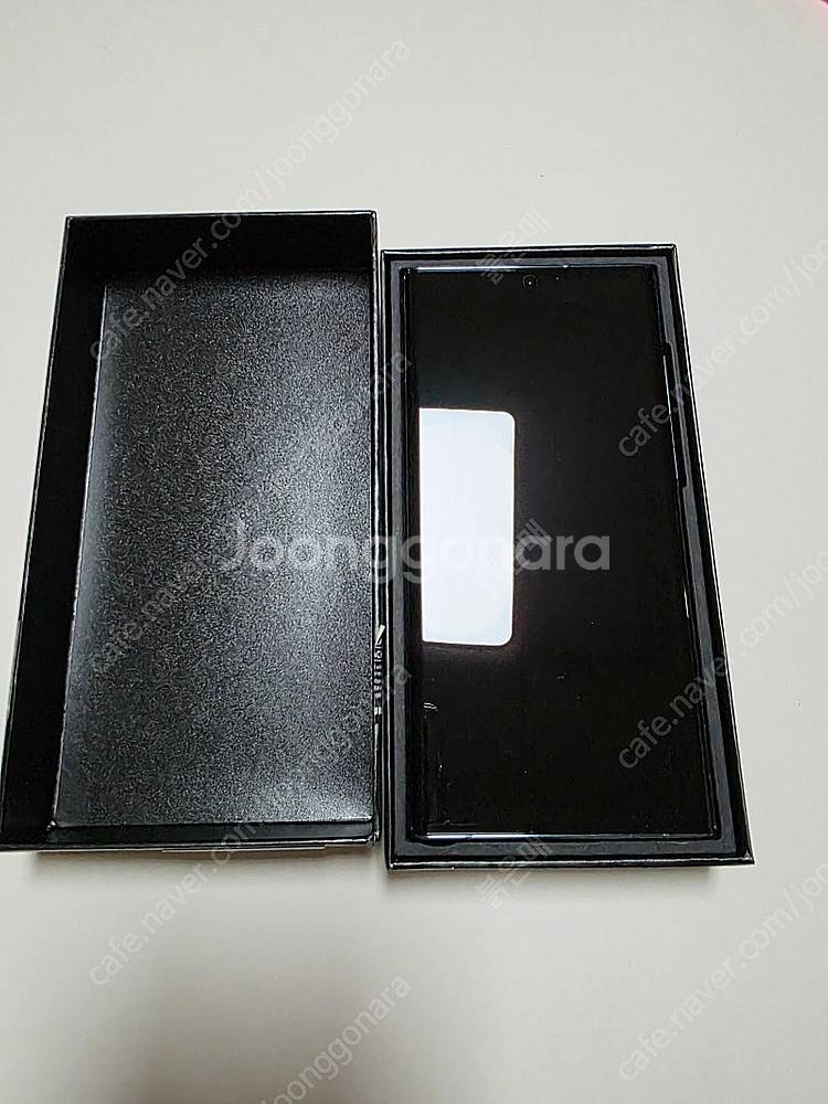 갤럭시 S22 울트라 그린 512기가 팝니다. 개인 사...--0