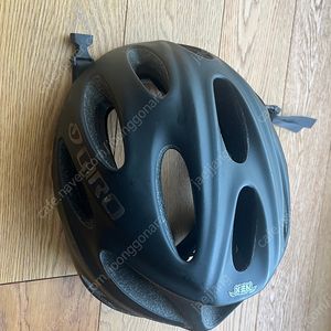 GIRO 지로 자전거 헬멧 사이즈L 아시안핏