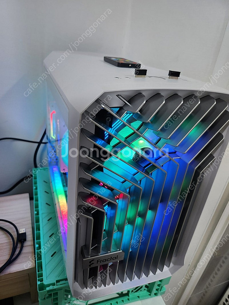 Fractal Design 화이트 게이밍 pc 데스크탑...--0