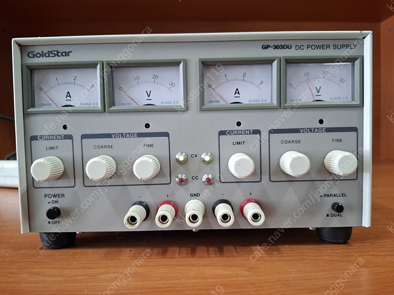 GoldSAtar GP-303DU Dc Power Supply 파워 서플라이
