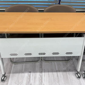 강의실 세미나 테이블