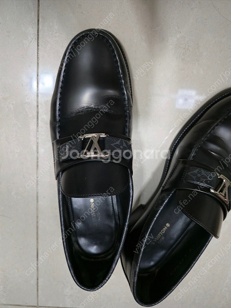 루이비통 남성 구두 메이저 로퍼 블랙 7사이즈 260--2