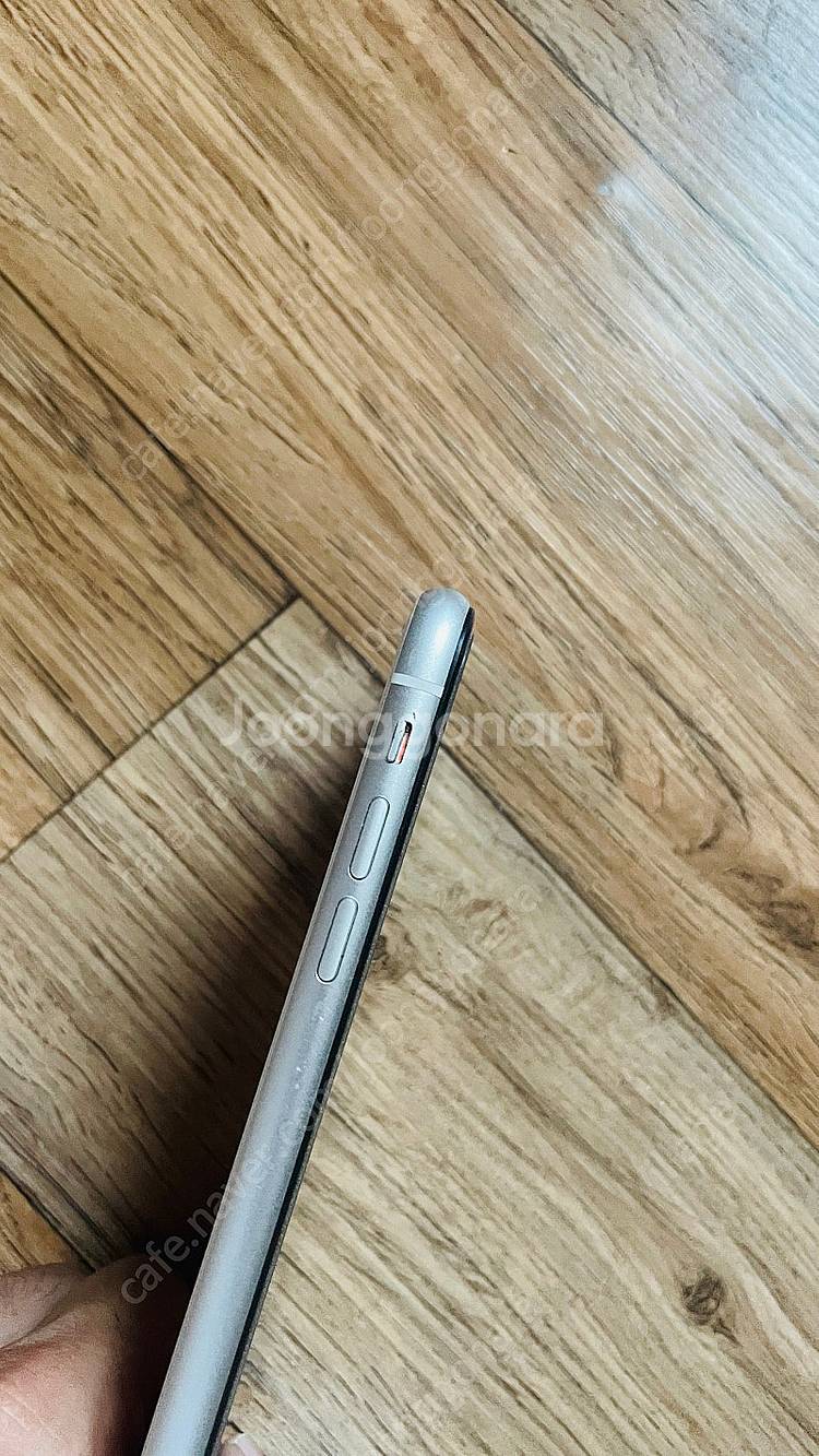 아이폰 xr 128 화이트 북미판 무음--2