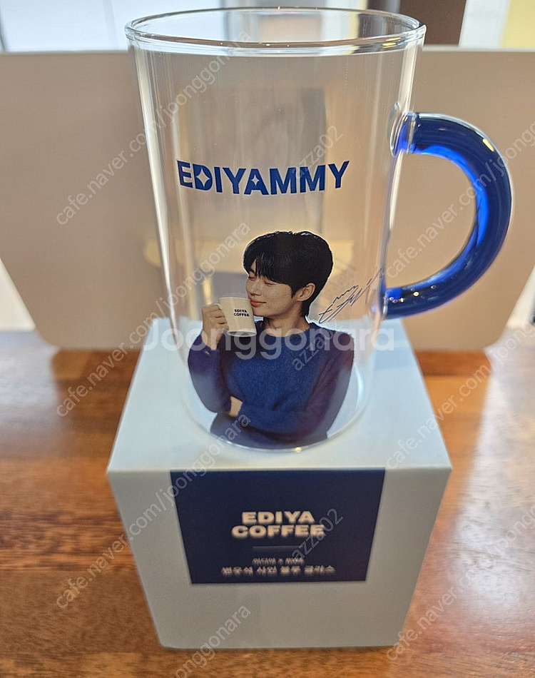 변우석 블루 클라스컵과 사인 기프트카드 판매합니다--0