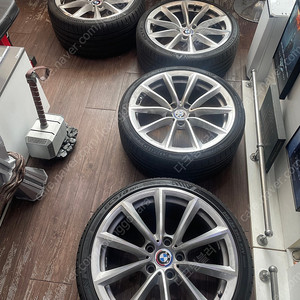 bmw e89 z4 35I 순정휠 + 타이어 팝니다.