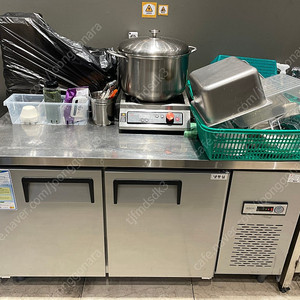 우성 CWS-150FT 업소용 테이블 냉동고 판매합니다(2022년 6월 출고).