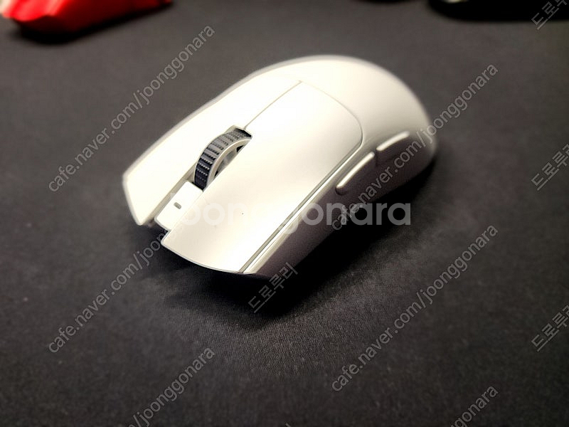 레이저 바이퍼 v3 pro (바브삼) 화이트 팝니다.--0