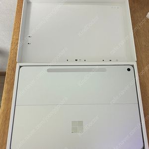 [단순개봉] 서피스프로 12형 16G 256gb 플래티넘+키보드+슬림펜 팝니다.