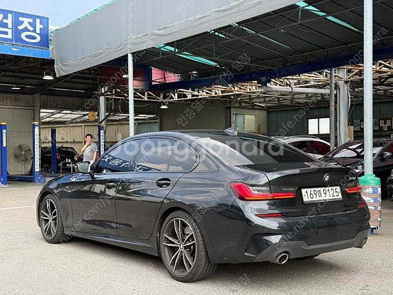 BMW 3시리즈 중고 BMW 중고 3시리즈 330i 검...--5
