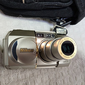 니콘 lite touch zoom130 ED(aa급,금장버튼),cr123a 정상, 금일날짜나옴, 스트랩, 니콘가방.