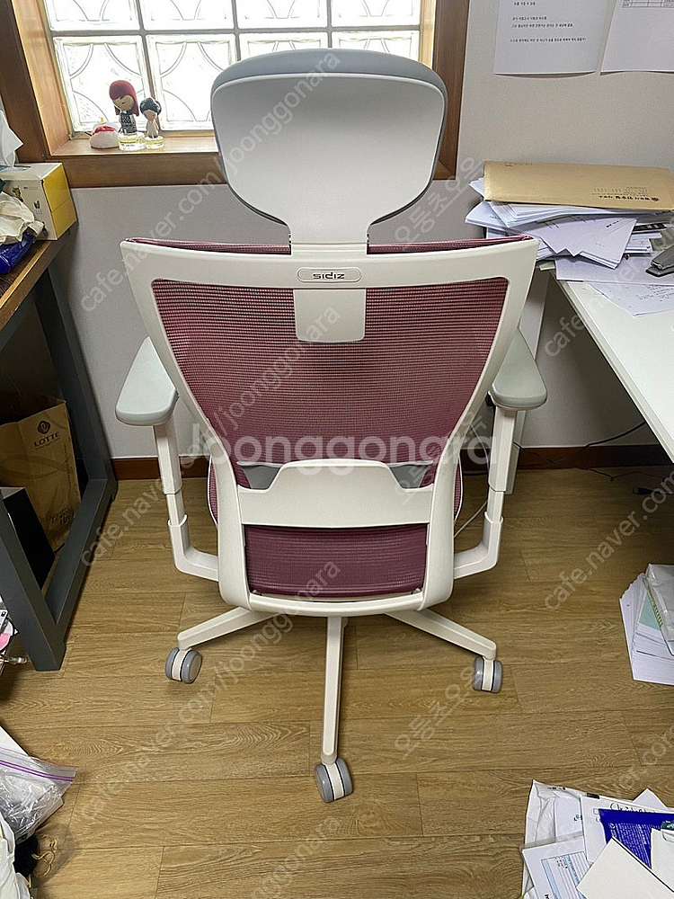 시디즈 T50 AIR HLDA 화이트 * 레드 의자 판...--1