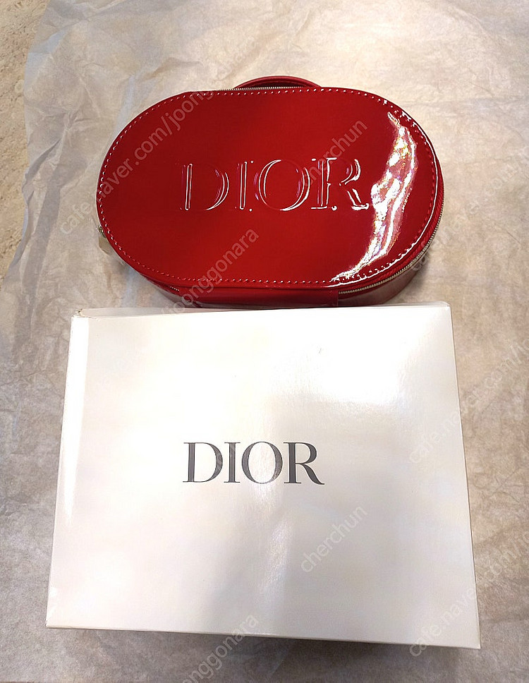 디올(Dior) 샤이니 레드 화장품 파우치(새상품)--4