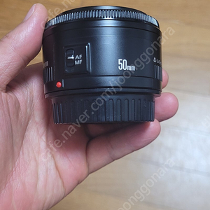 캐논 ef 50mm f1.8 팝니다. 7만원 필터 앞뒤캡 구성.