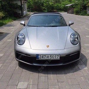 포르쉐 911 중고차 할부가능 은색 2021년식 38,885km 카레라 4S 카브리올레 중고차카페