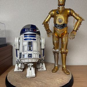 Sideshow 사이드쇼 스타워즈 3-CPO & R2-D2 프리미엄 포멧 판매합니다.