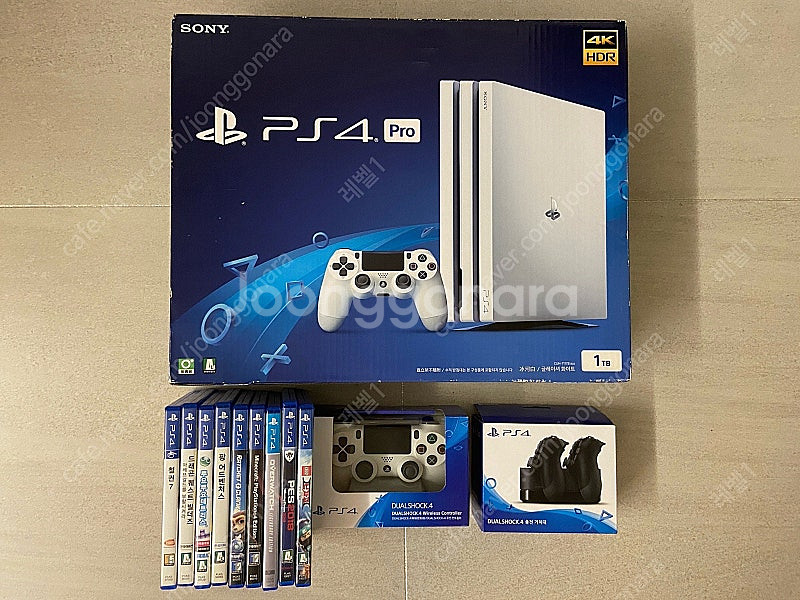 PS4pro(플스4프로) 1TB 팝니다.--0