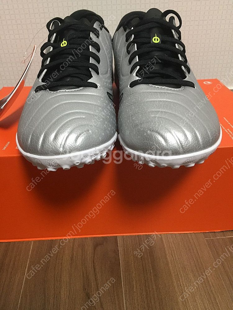 <새상품> 나이키 티엠포10 아카데미 TF 매드에너지팩...--1