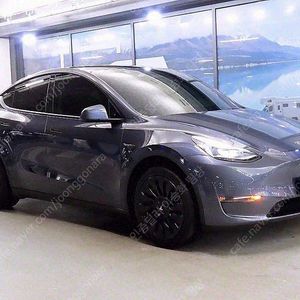 56,137 km 테슬라 모델Y 중고 테슬라 중고 롱 레인지 중고차리스구매 회색