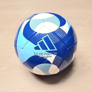 아디다스 ile de foot 클럽 축구공 판매합니다