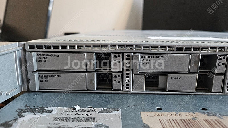Cisco C220 M4 1U Server--2
