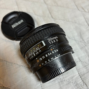 니콘 AF 20mm f2.8D 광각렌즈