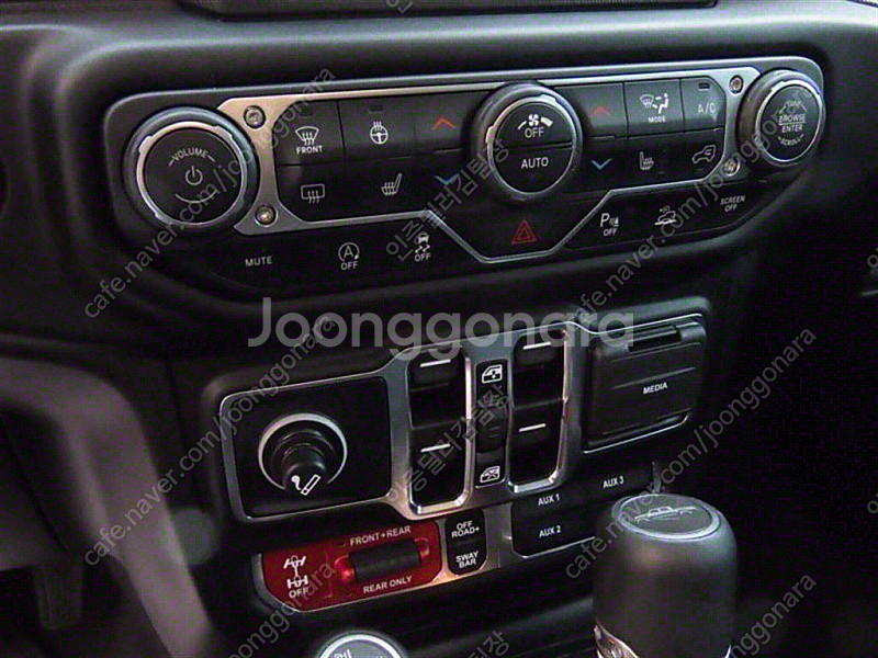 지프 글래디에이터 36 루비콘 4WD 중고차 선착순 판...--6