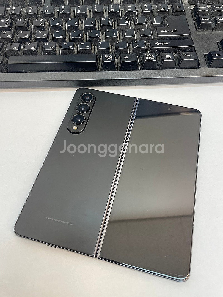 갤럭시Z폴드4 블랙 256GB 무잔상 상태좋은 중고49...--1
