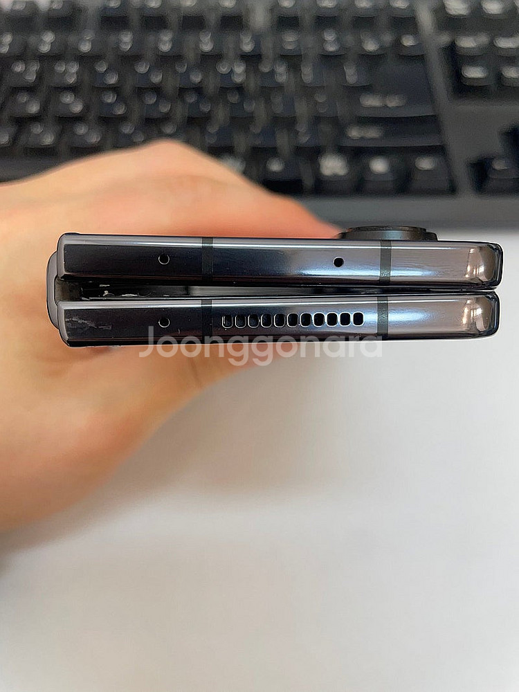 갤럭시Z폴드4 블랙 256GB 무잔상 상태좋은 중고49...--3