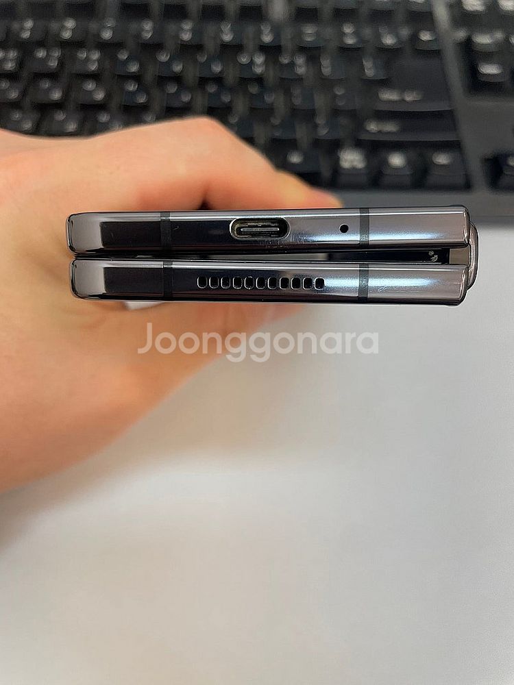 갤럭시Z폴드4 블랙 256GB 무잔상 상태좋은 중고49...--5
