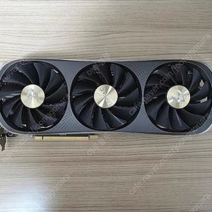 ZOTAC RTX 4070ti 트리니티 OC D6X 12GB 판매합니다.