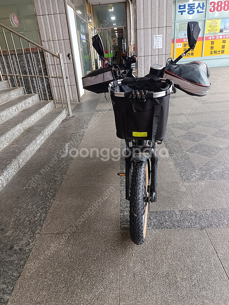 전기자전거 쉘위바이크.배달 세팅 및 타이어 교체 완료--1