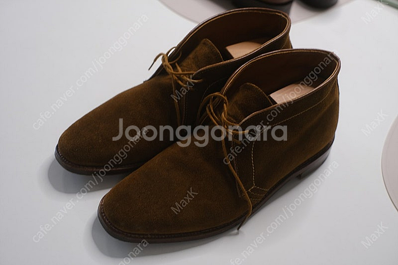알든 브라운 스웨이드 처카부츠 A6701 9.5D 판매...--0