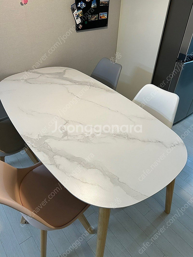 천연원목 세라믹 식탁 & 의자 4개 포함(7/12까지만)--7