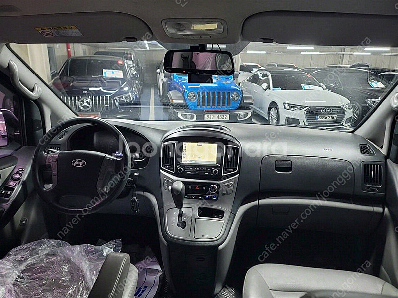 현대 그랜드 스타렉스 밴 5인승 중고차 최저가 판매합니...--6