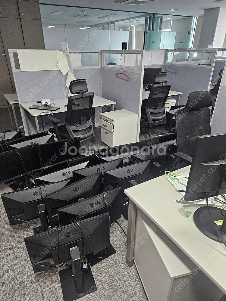 성수동 사무실 전용 파치션 무료나눔--0